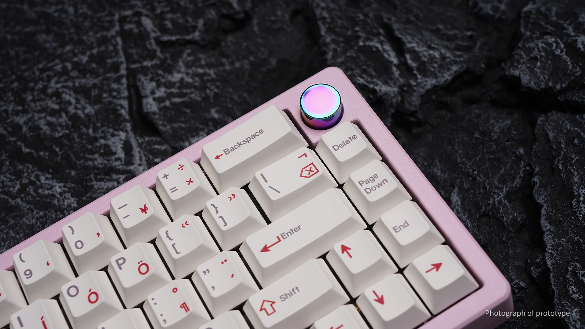 Zoom65 Essential Edition R2 - Image 12